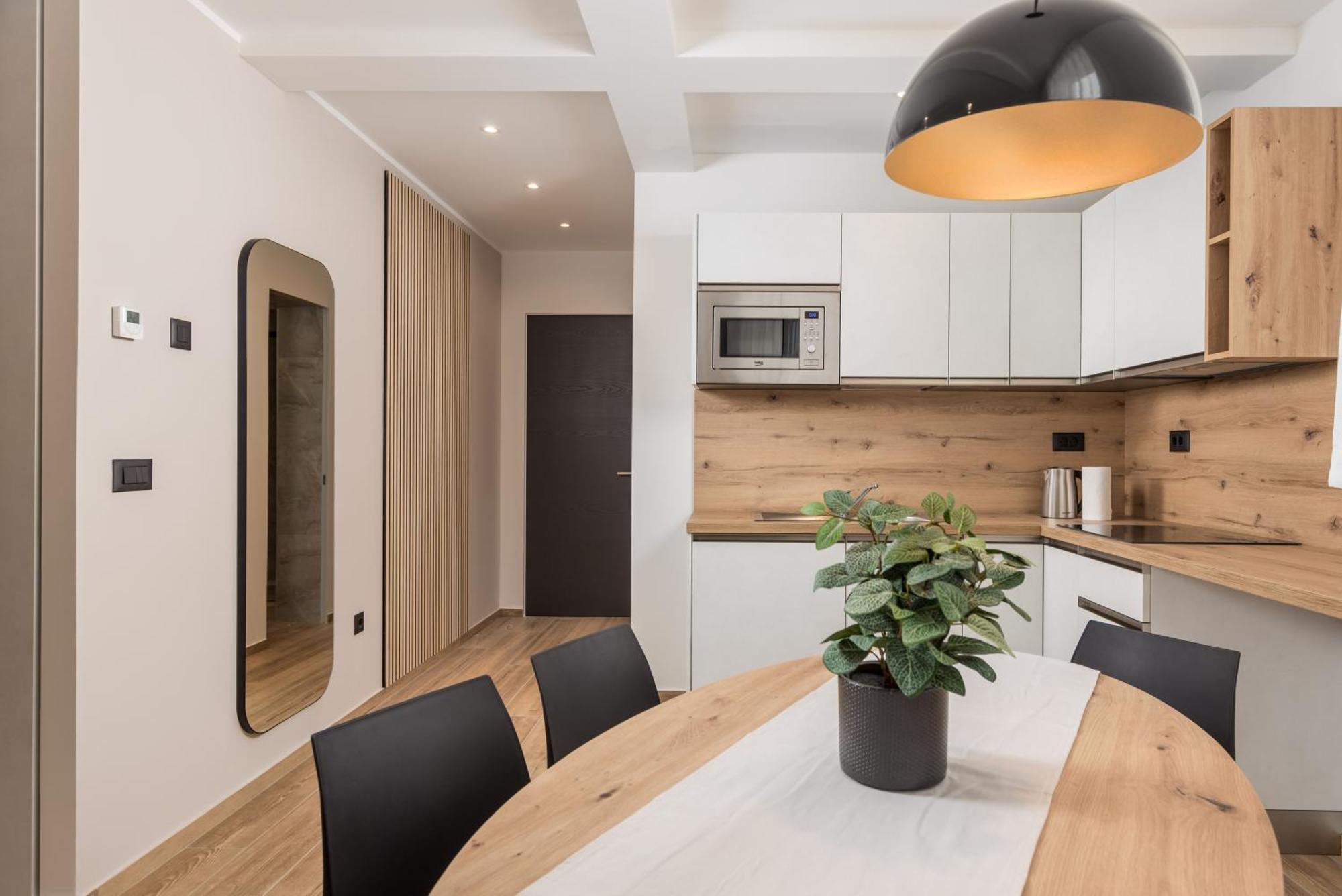 Belinda Apartments With Balcony & Private Parking Opatija Dış mekan fotoğraf
