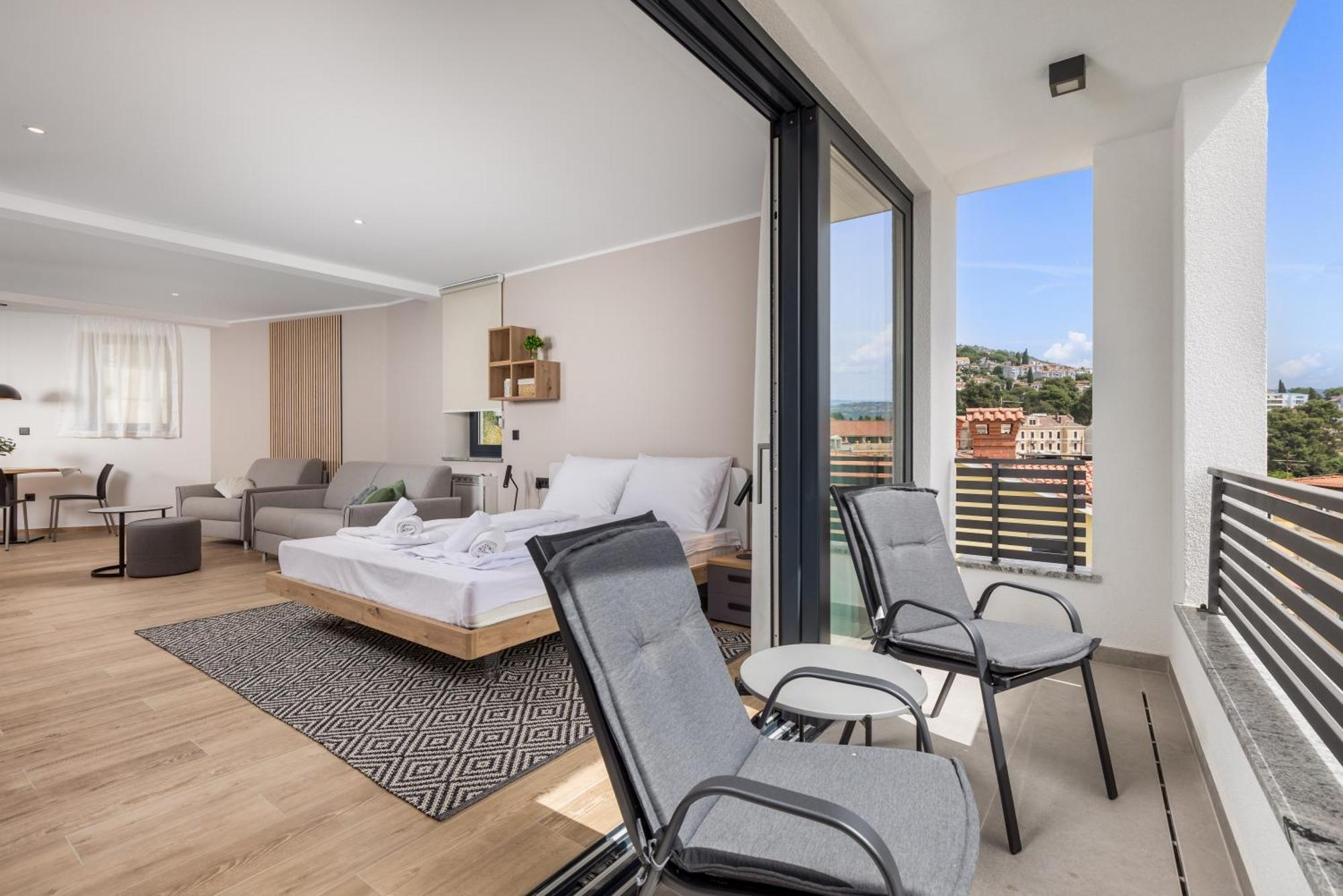 Belinda Apartments With Balcony & Private Parking Opatija Dış mekan fotoğraf