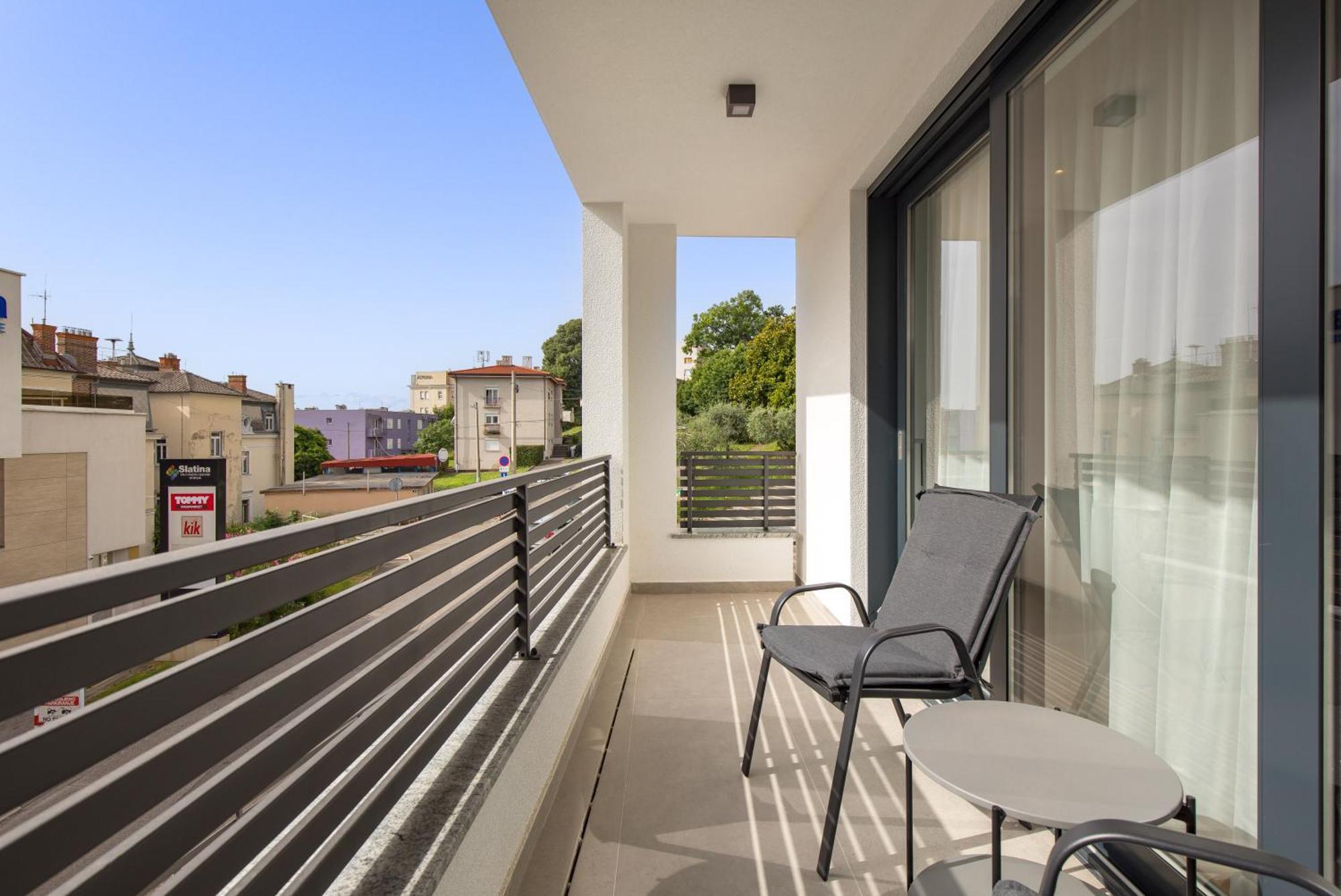 Belinda Apartments With Balcony & Private Parking Opatija Dış mekan fotoğraf